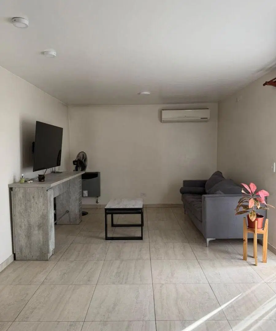VENDEMOS HERMOSA CASA EN BARRIO PRIVADO EN CALLE TIRASSO DE GUAYMALLÉN 1