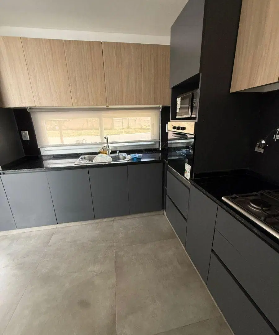 Alquilamos / Vendemos hermosa casa en La Luisa Barrio privado 5