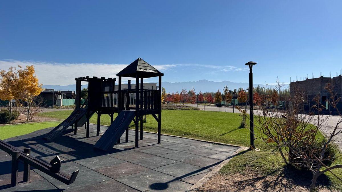 Foto de VENDEMOS LOTE EN EL PRESTIGIOSO BARRIO RINCÓN VIAMONTE, imagen 4
