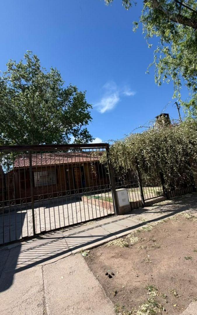 Foto de Alquilamos casa en barrio Viñas de Bermejo, imagen 2