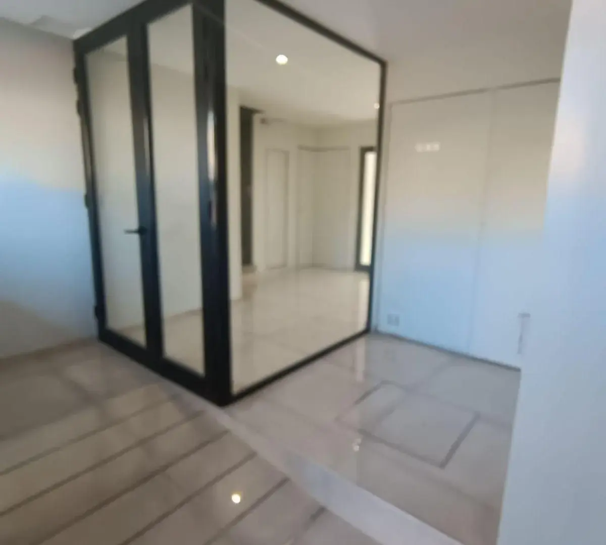 Cantisano Propiedades ALQUILA monoambiente en La Plata! Av. 1 y 37! 2