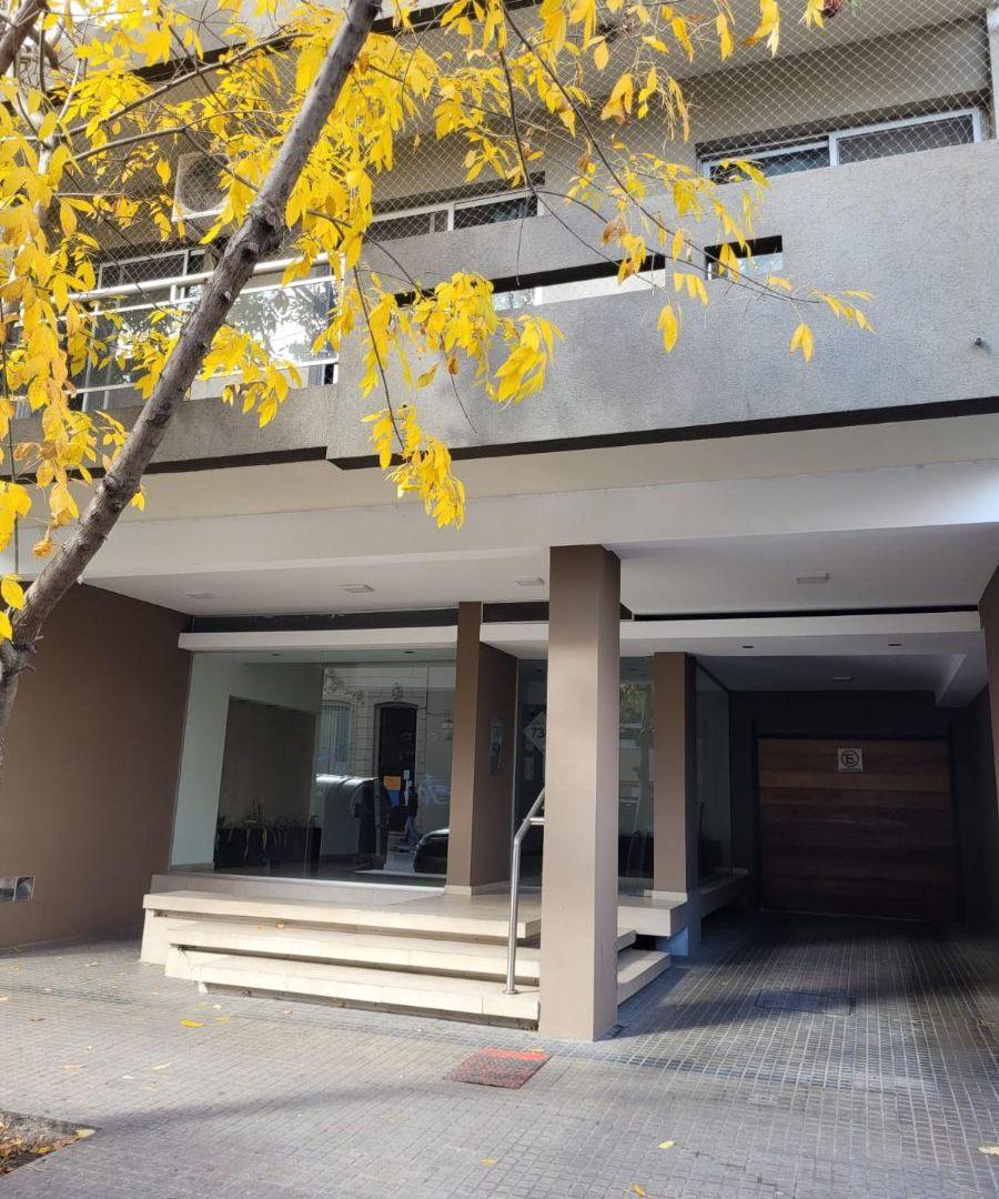 Cantisano Propiedades VENDE DEPARTAMENTO 1 DORMITORIOCON COCHERA EN LA PLATA!