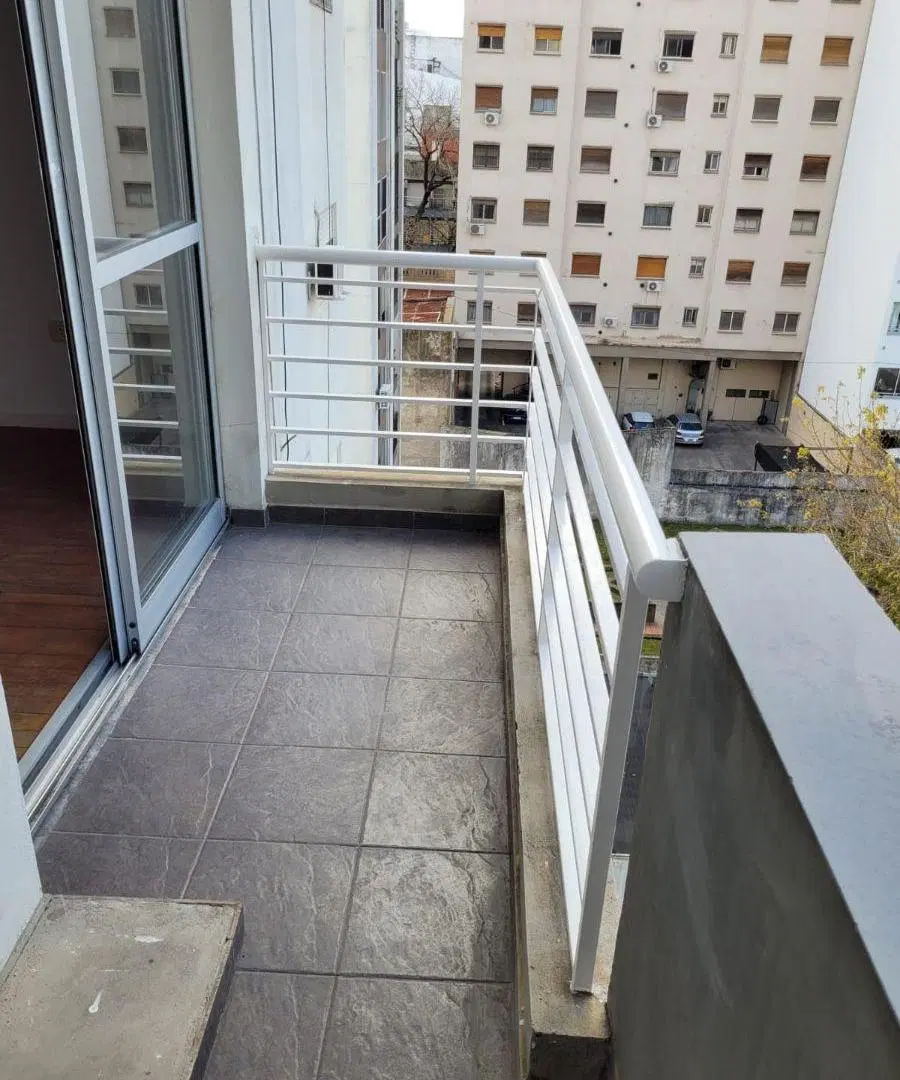 Cantisano Propiedades VENDE DEPARTAMENTO 1 DORMITORIOCON COCHERA EN LA PLATA! 5