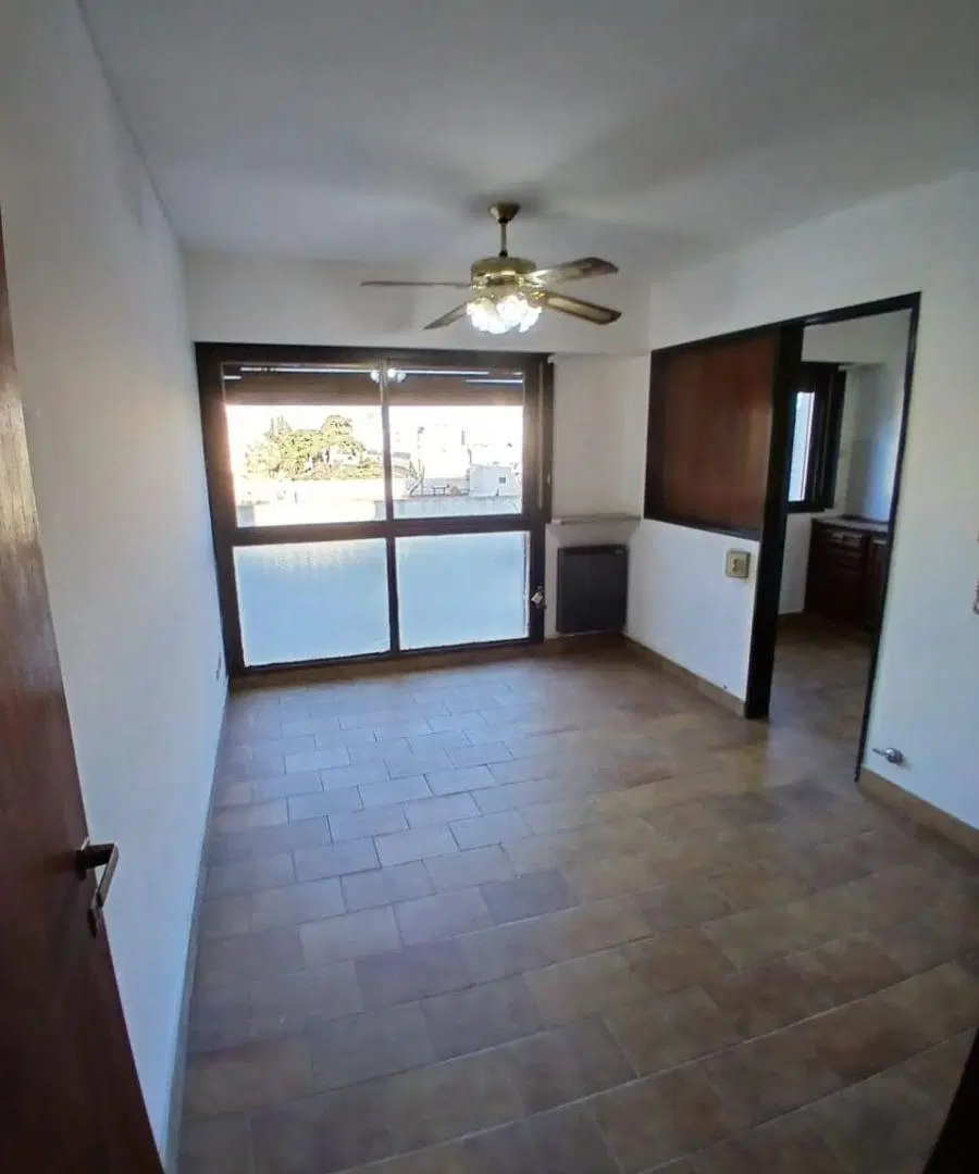 Cantisano Propiedades ALQUILA departamento 1 dormitorio en La Plata! Calle 6 e/46 y 47! 5