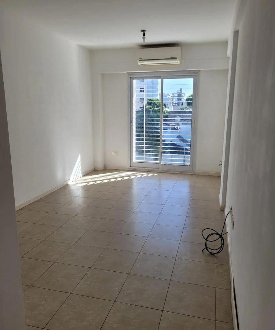 Foto de Departamento en alquiler de 1 dormitorio en La Plata! Calle 14 e/48 y 49, imagen 1