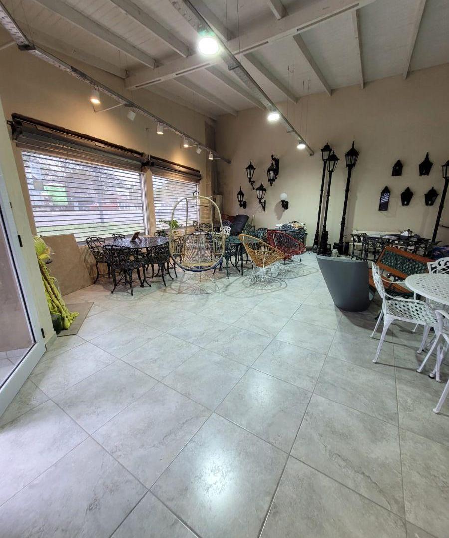Foto de LOCAL en alquiler en CITY BELL | Esquina de calle 461 y Camino, imagen 4