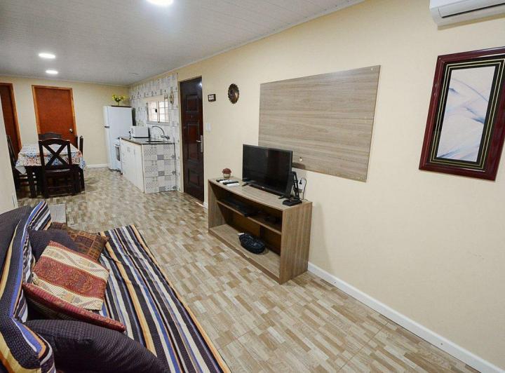 Alquiler Casa 3 dormitorios 2 baños Santa Ana 3