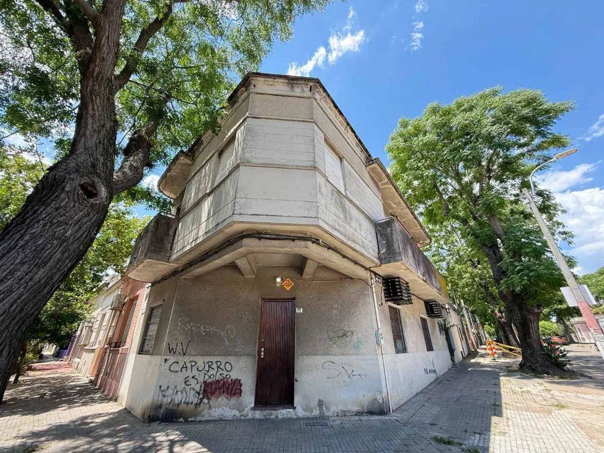 Venta PH Prado 2 dormitorios y servicio . 2