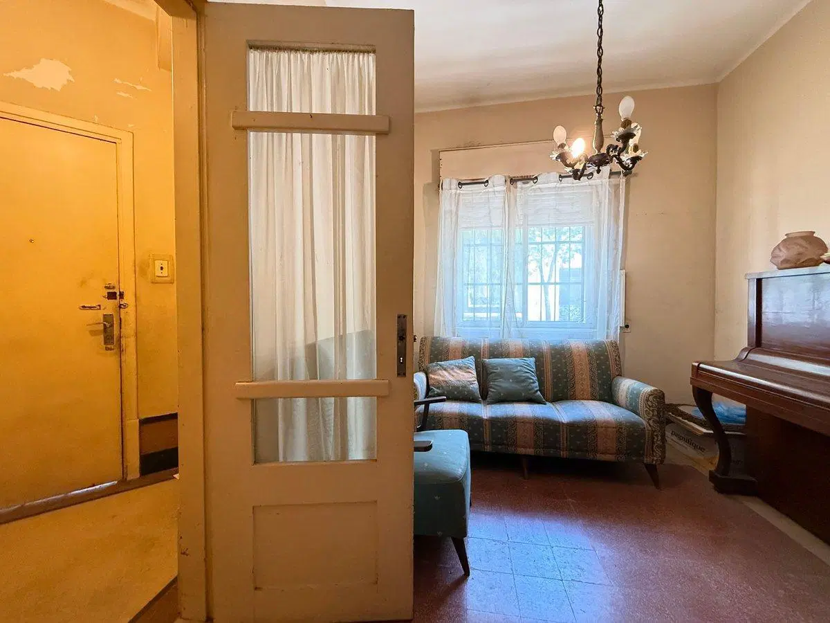 Venta PH Prado 2 dormitorios y servicio . 4