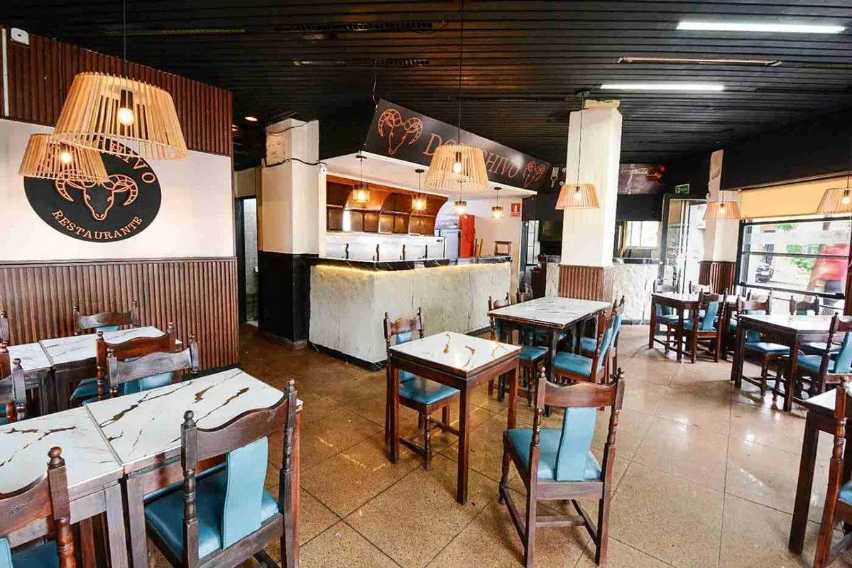 ALQUILER LOCAL COMERCIAL JACINTO VERA GRAN ESQUINA 3