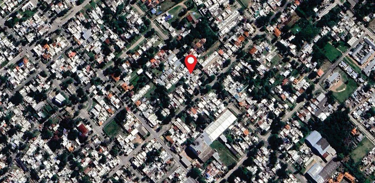 VENTA TERRENO CON MEJORAS NUEVO PARIS 3