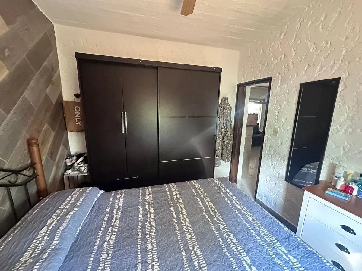 VENTA! ARAMINDA, 2 CASAS, DERECHOS POSESORIOS 3
