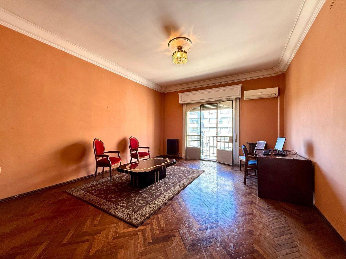 Foto de VENTA APTO 3 DORM. + SERVICIO COMPLETO + COCHERA, imagen 5