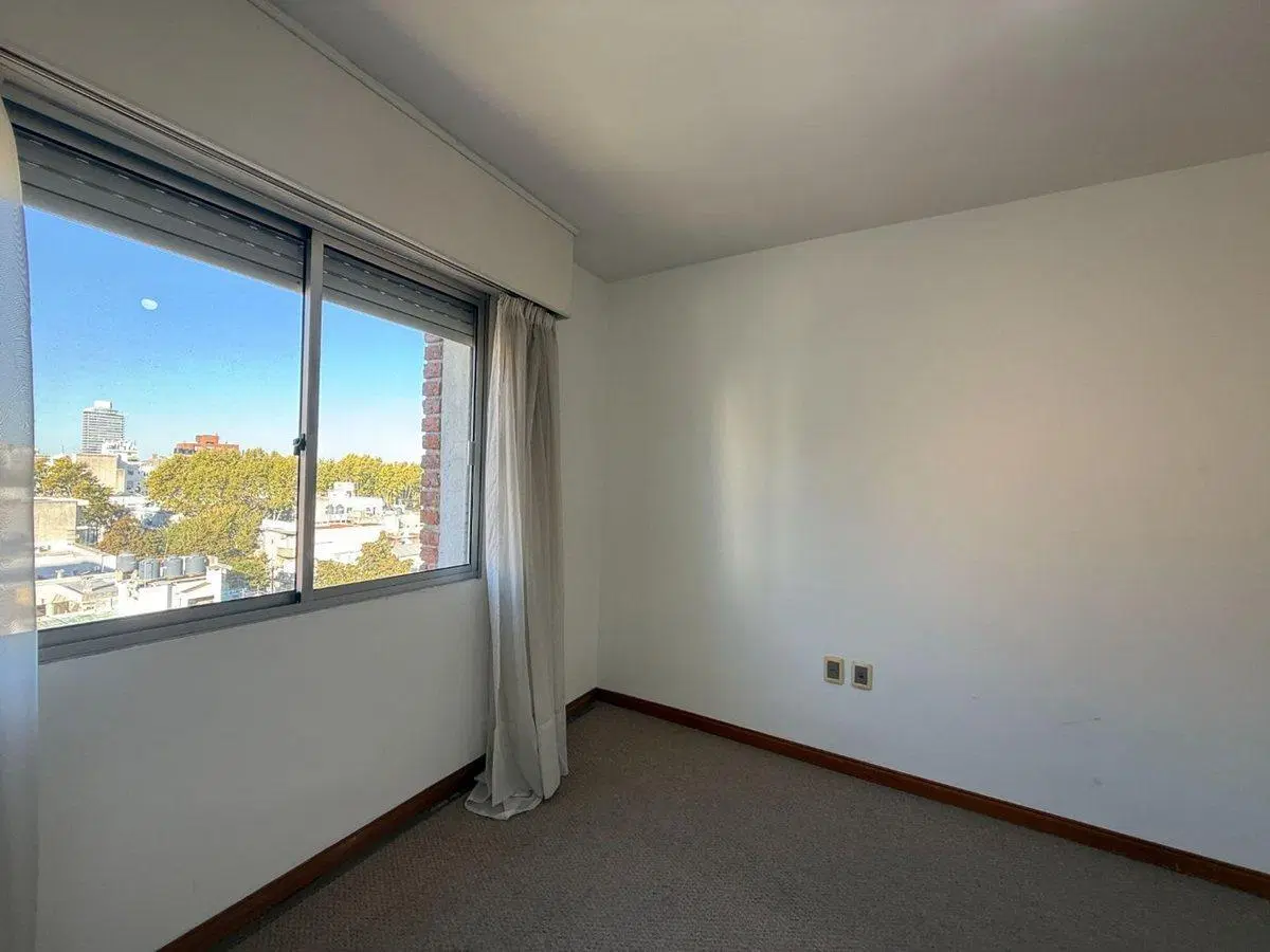 VENTA APTO CORDON 2 DORMITORIOS 2 BAÑOS COCHERA 4