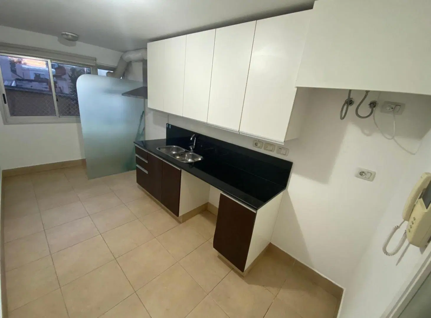 Venta apto con Renta y Garage, Rambla de Malvin 2