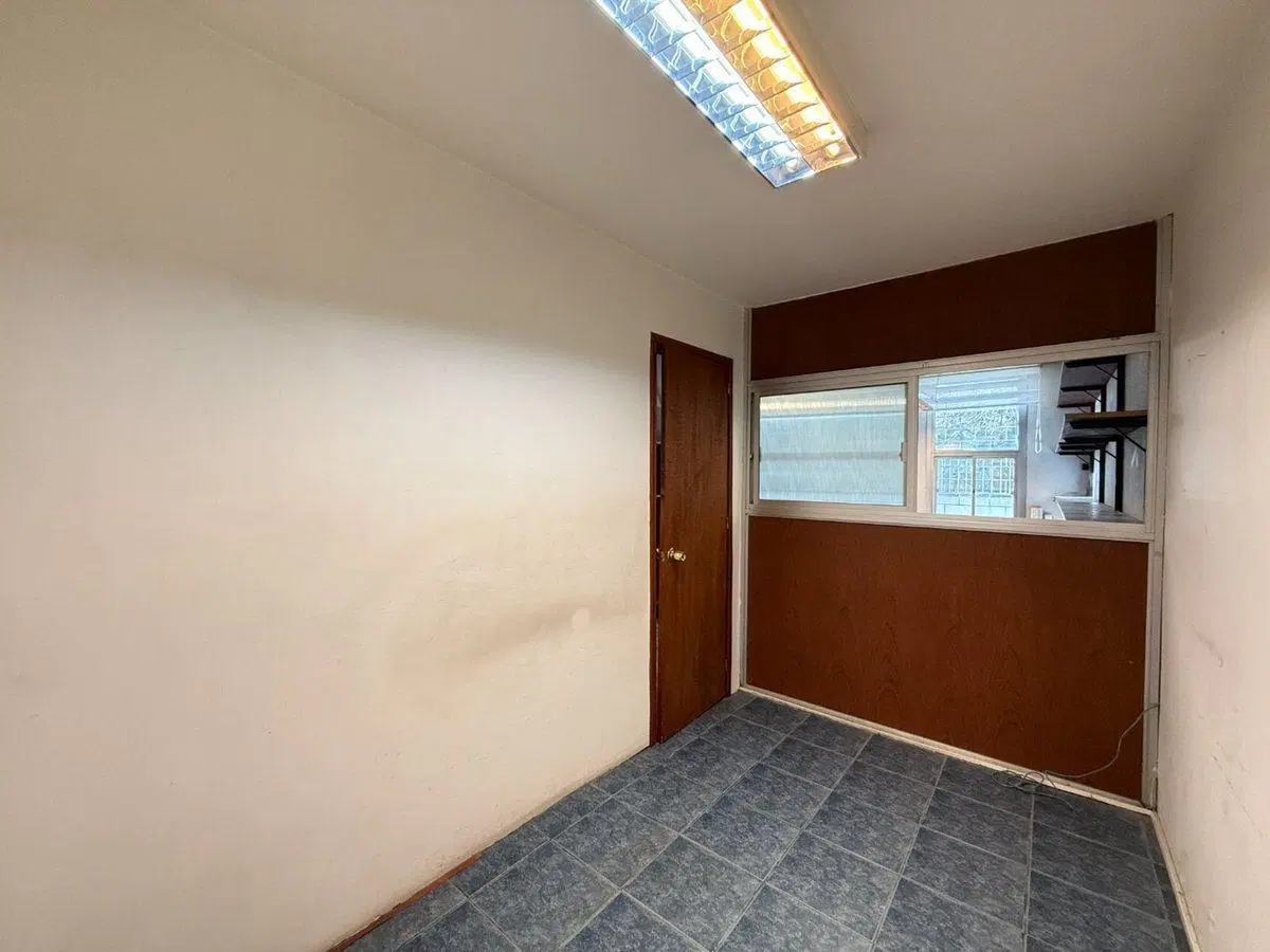 VENTA Local para producción o depósito, Buceo 4