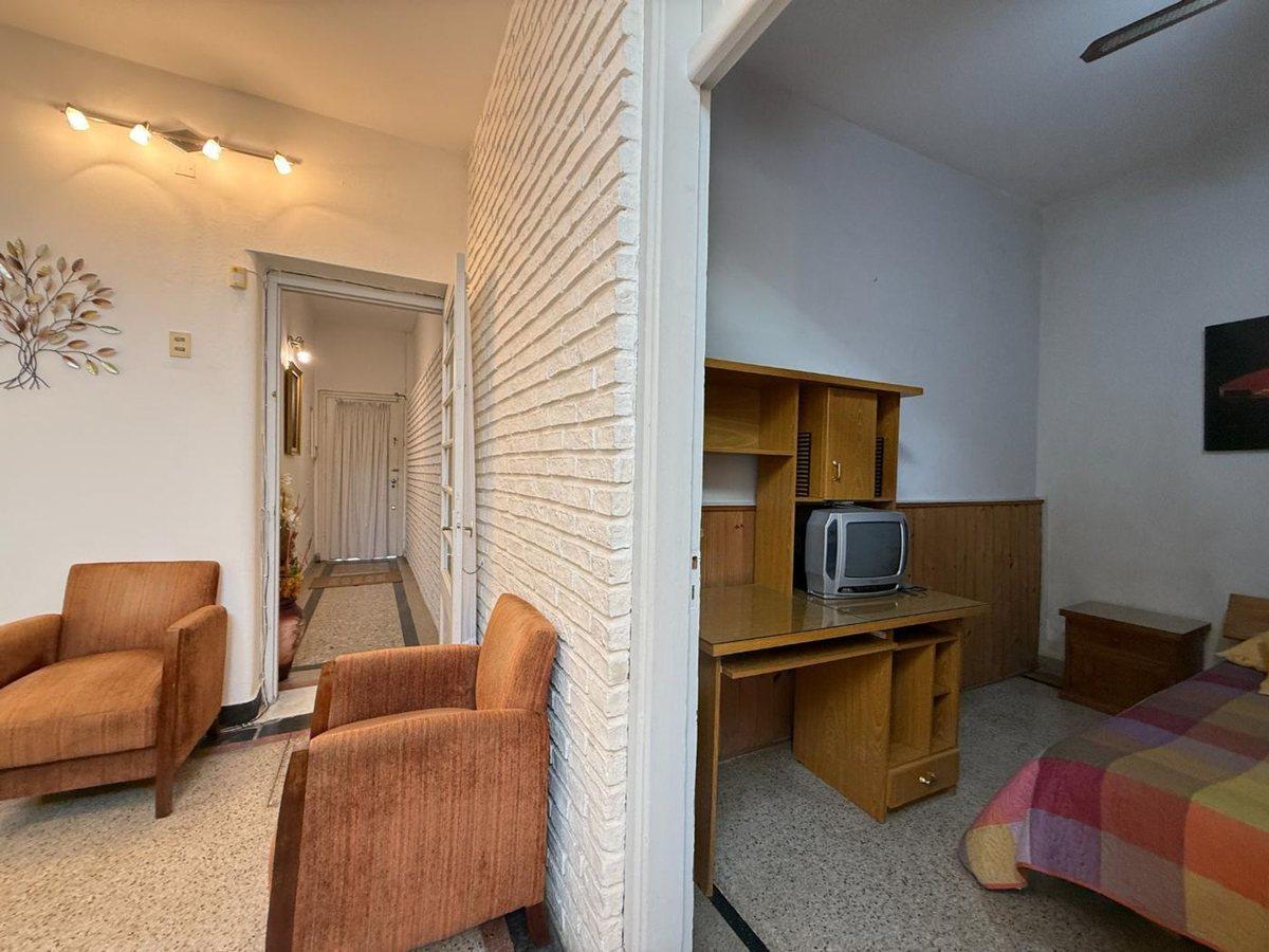 Foto de VENTA DE CASA EN EL CERRO DE 3 DORMITORIOS PATIO, imagen 4