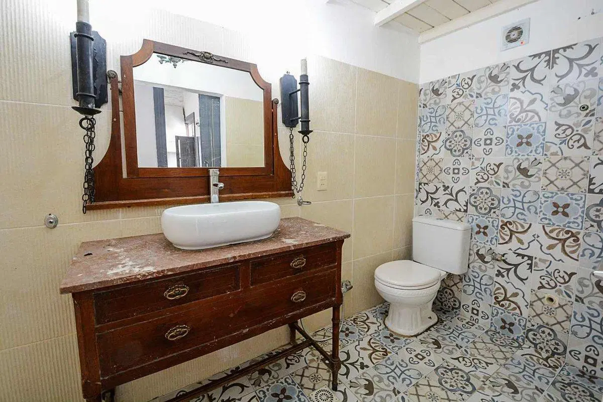 Venta apto c/renta 1 dormitorio Ciudad Vieja 1