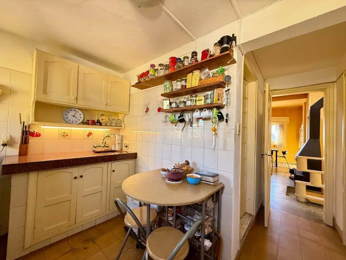 Venta apartamento 3 dormitorios en La Comercial 3