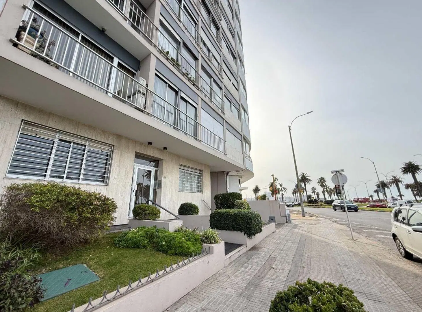 ALQUILER APTO 1 DORMITORIO RAMBLA PUNTA CARRETAS 2