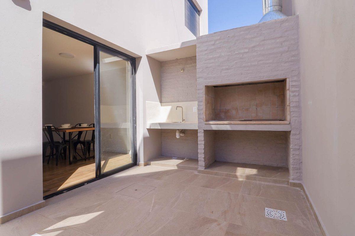 Foto de ALQUILER CASA 3 DORMITORIOS 2B GGE BRAZO ORIENTAL, imagen 2
