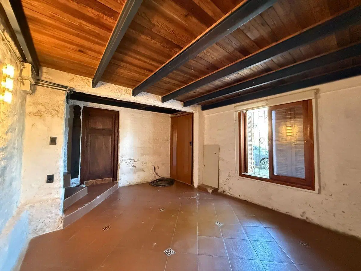 VENTA CASA 2 DORMITORIOS - LA FIGURITA - COCHERA 5