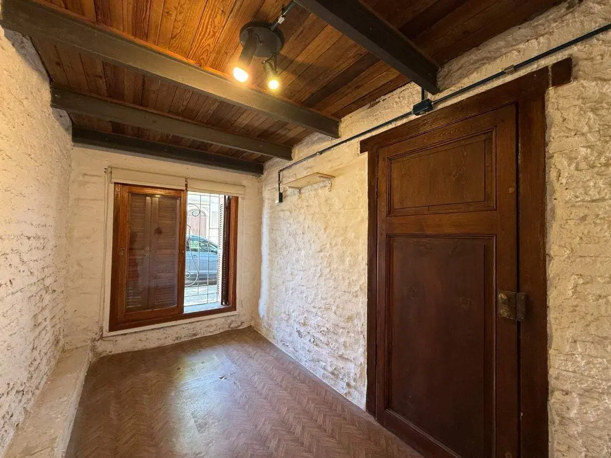 VENTA CASA 2 DORMITORIOS - LA FIGURITA - COCHERA 2