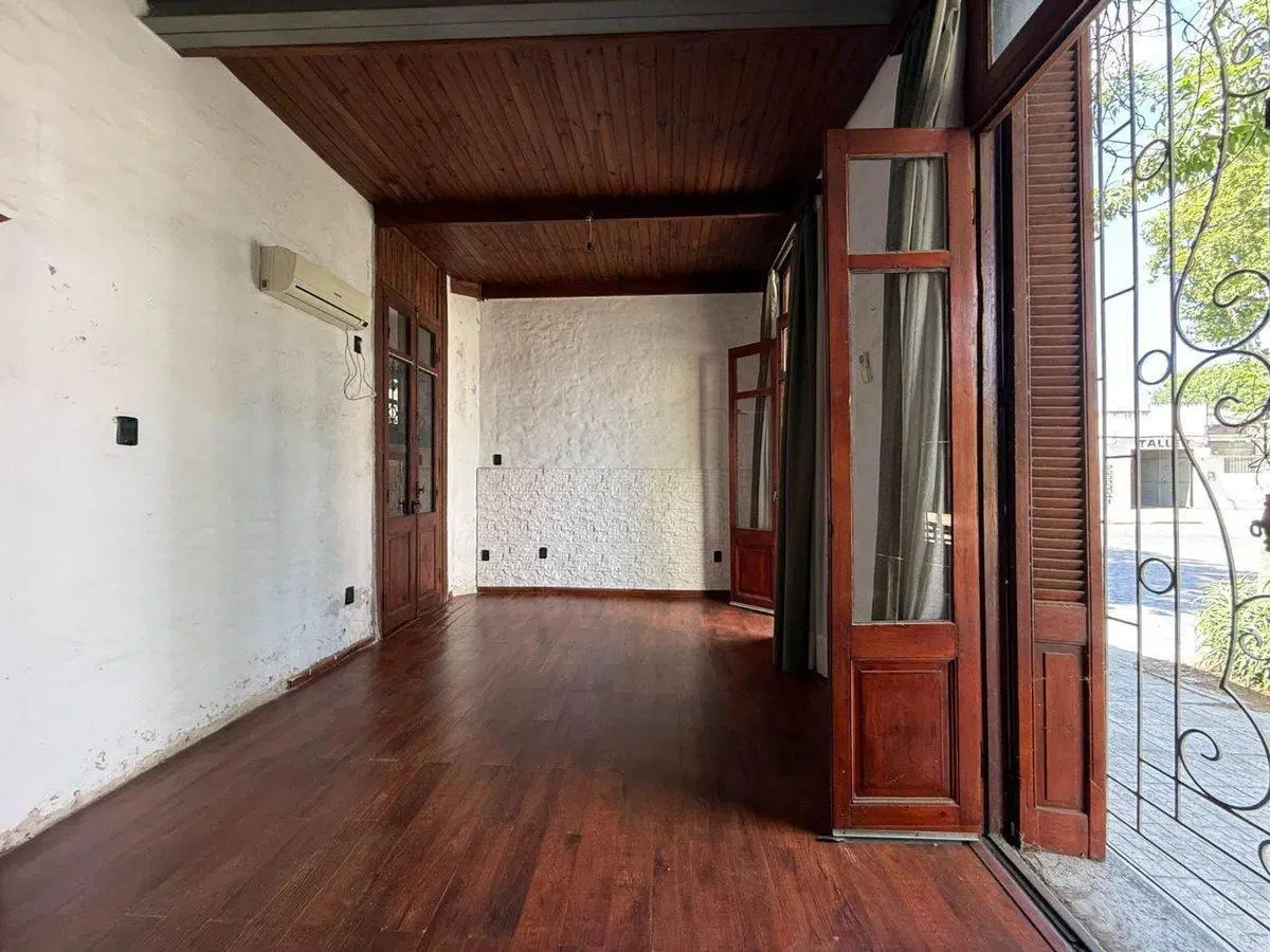 VENTA CASA 2 DORMITORIOS - LA FIGURITA - COCHERA 5