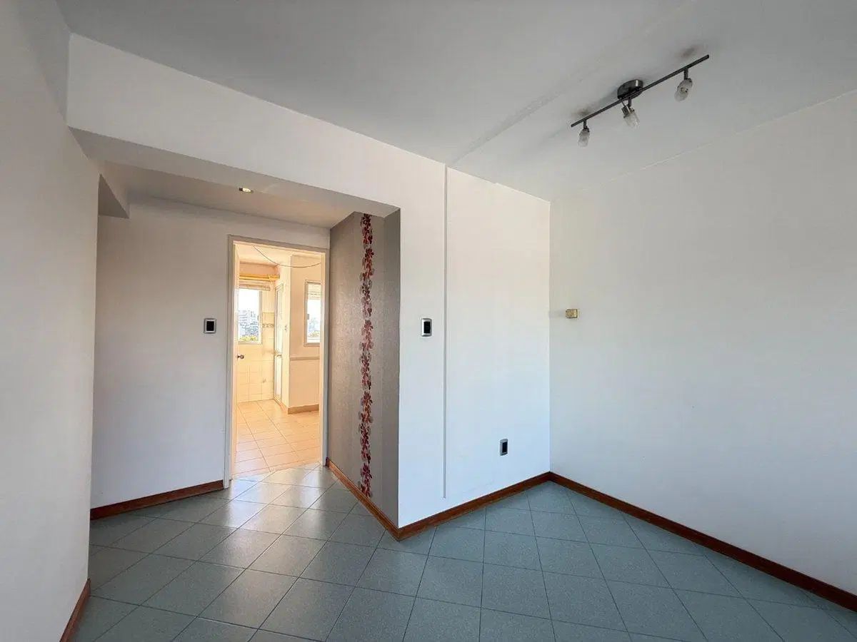 VENTA APTO CORDON 2 DORMITORIOS 2 BAÑOS COCHERA 3