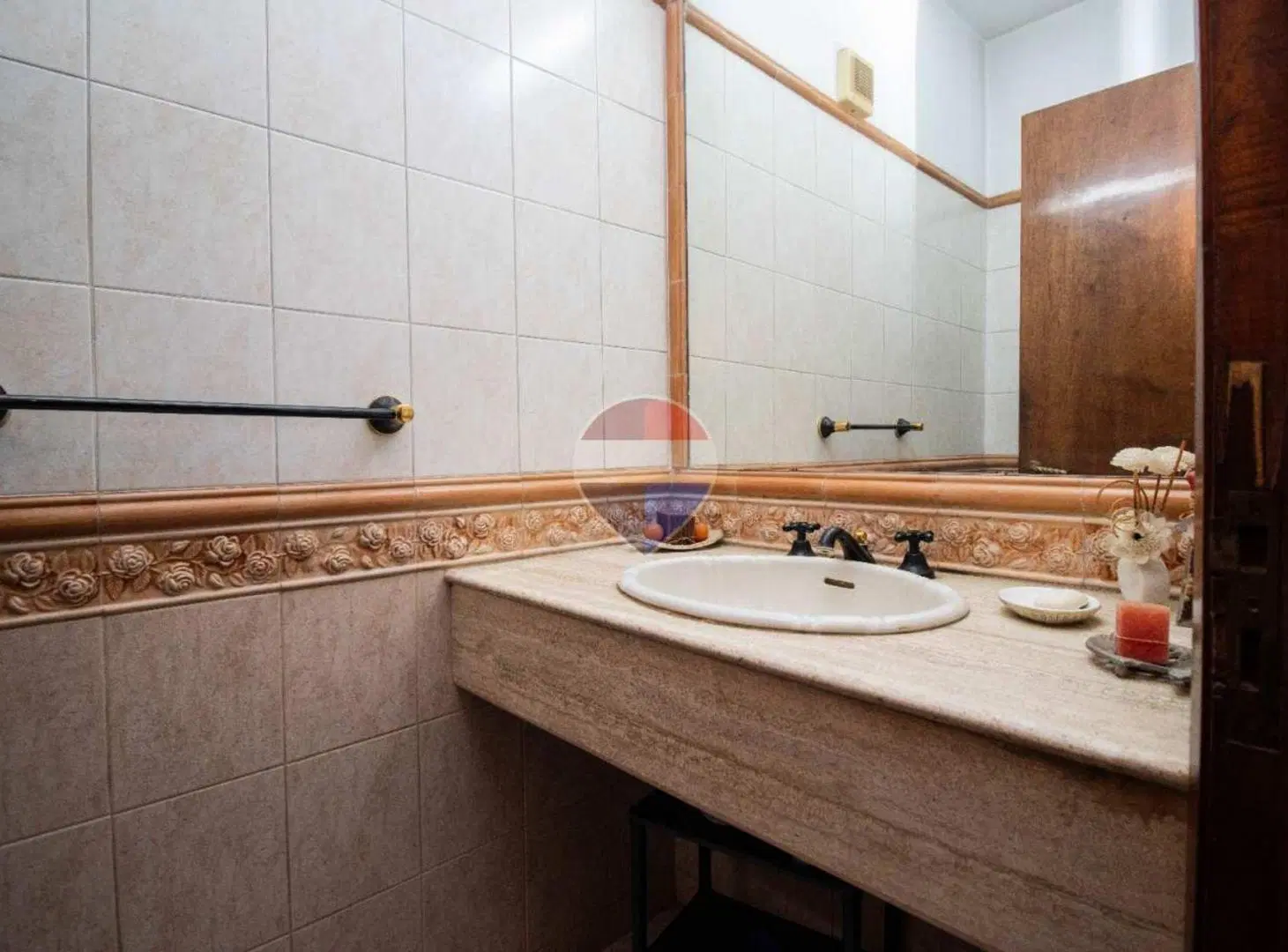 Venta casa  Colón 3 dormitorios, 3 baños, fondo 5