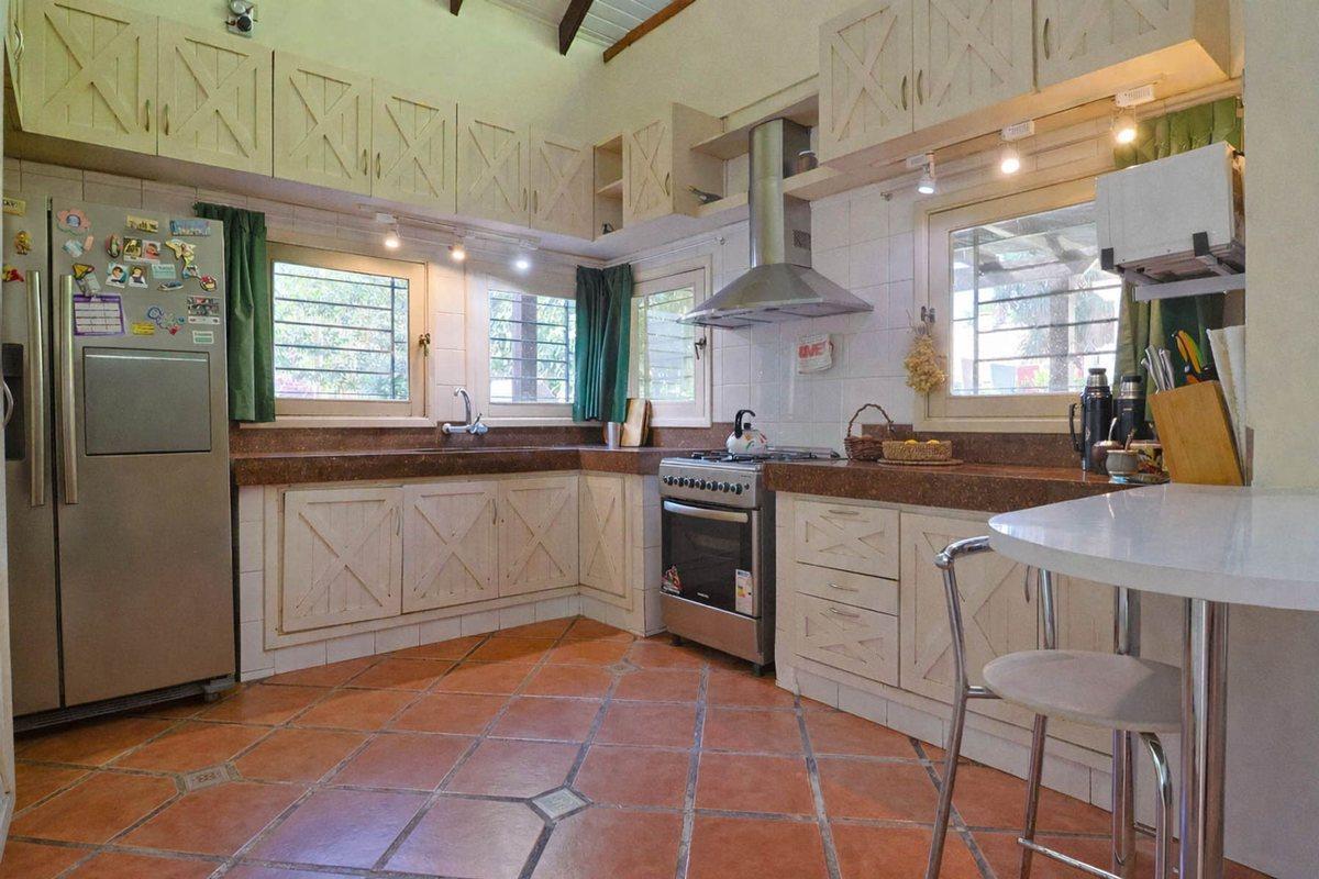 Foto de VENTA CASA PRADO 4 DORMITORIOS GARAJE BARBACOA, imagen 2