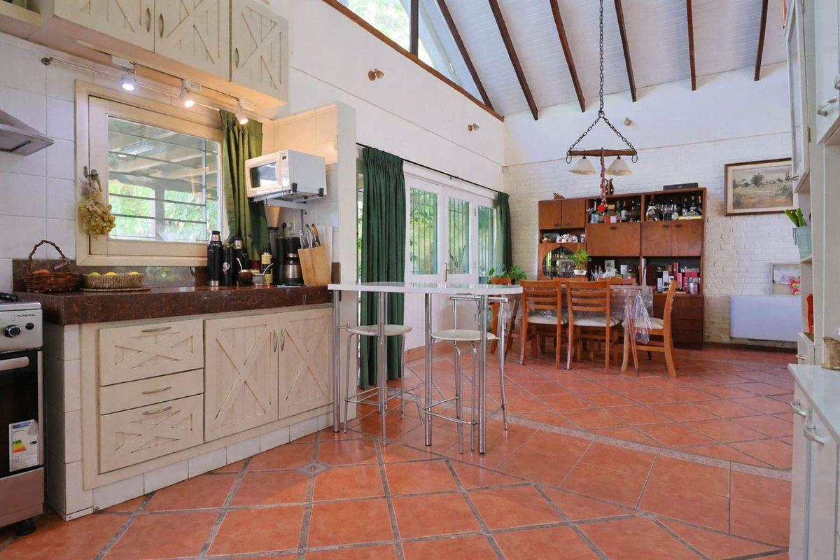 Foto de VENTA CASA PRADO 4 DORMITORIOS GARAJE BARBACOA, imagen 3