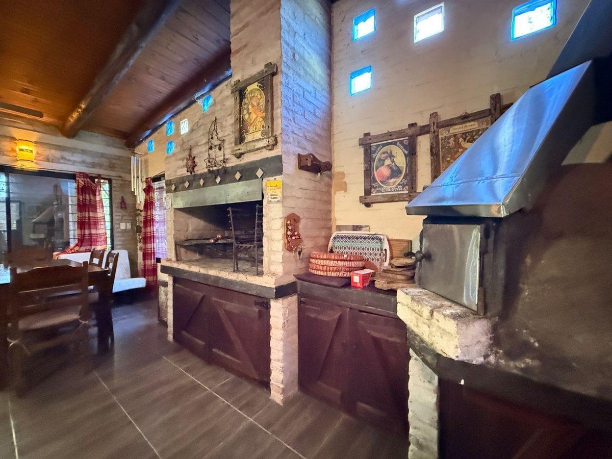 Foto de SE VENDE CASA 2 DORMITORIOS, BARBACOA GUAZUVIRA, imagen 3