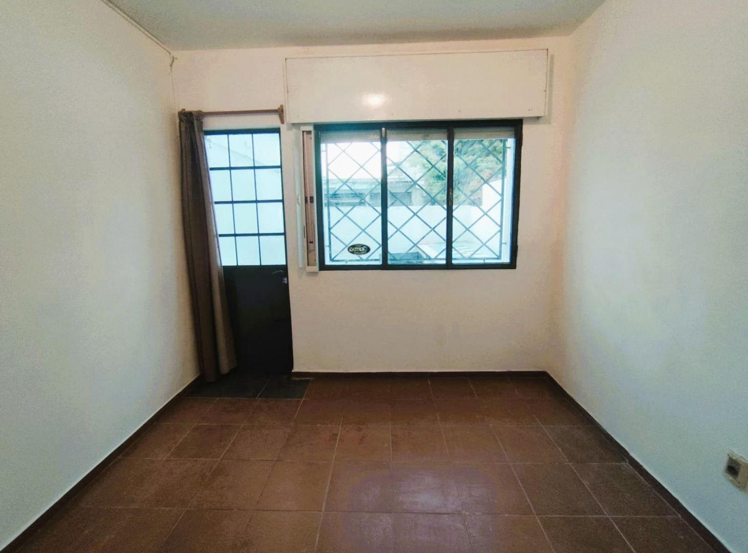 Foto de ALQUILER APARTAMENTO DE 1 DORM. EN BUCEO C/PATIO, imagen 5