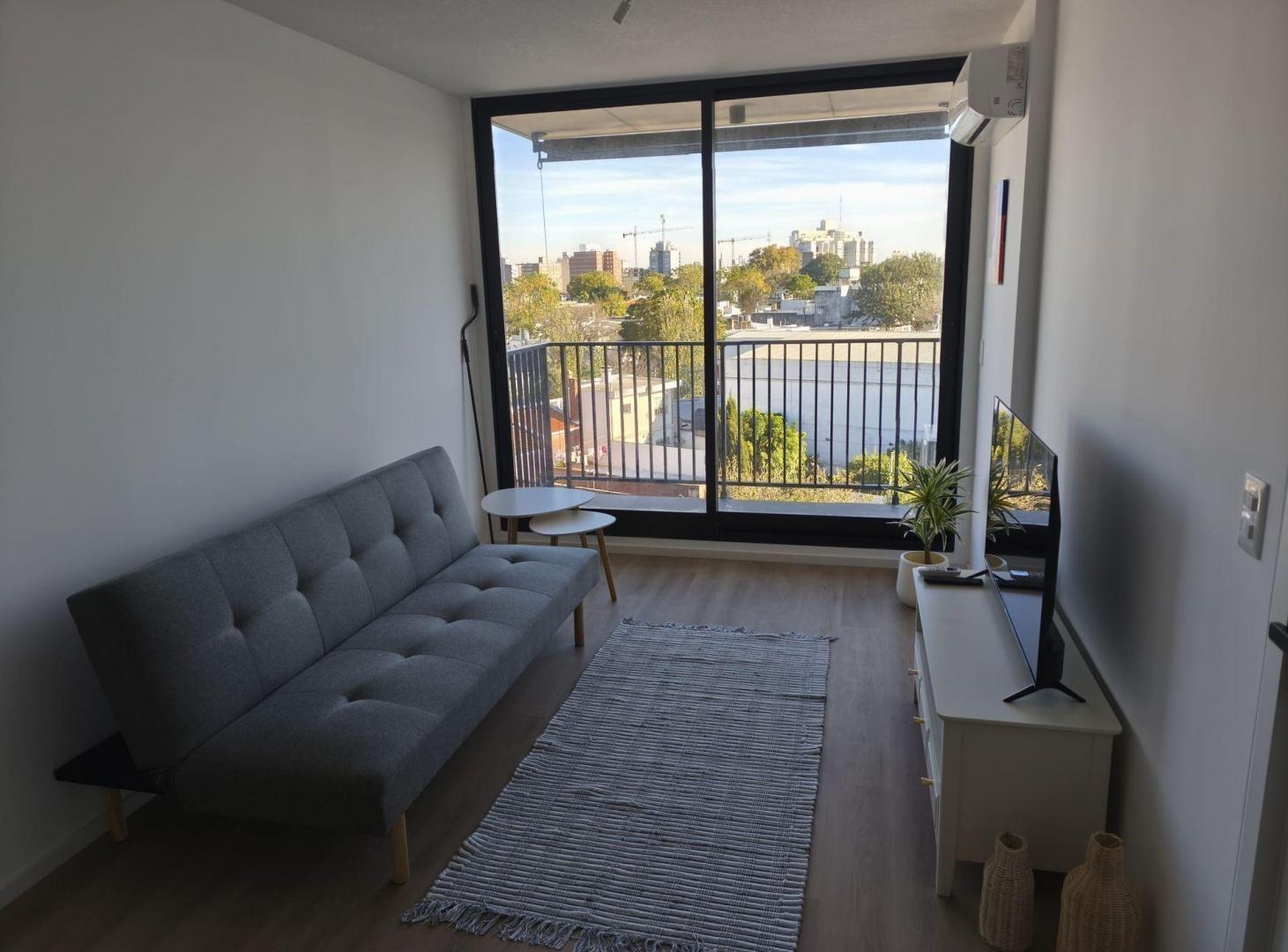 Foto de Alquiler apto 1 dormitorio con muebles y garage, imagen 1