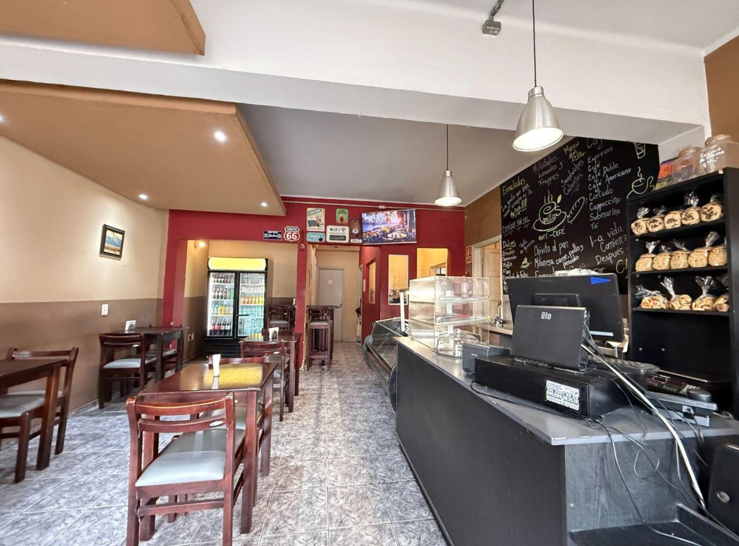 Foto de Venta LOCAL COMERCIAL y LLAVE DE NEGOCIO. Reducto, imagen 2