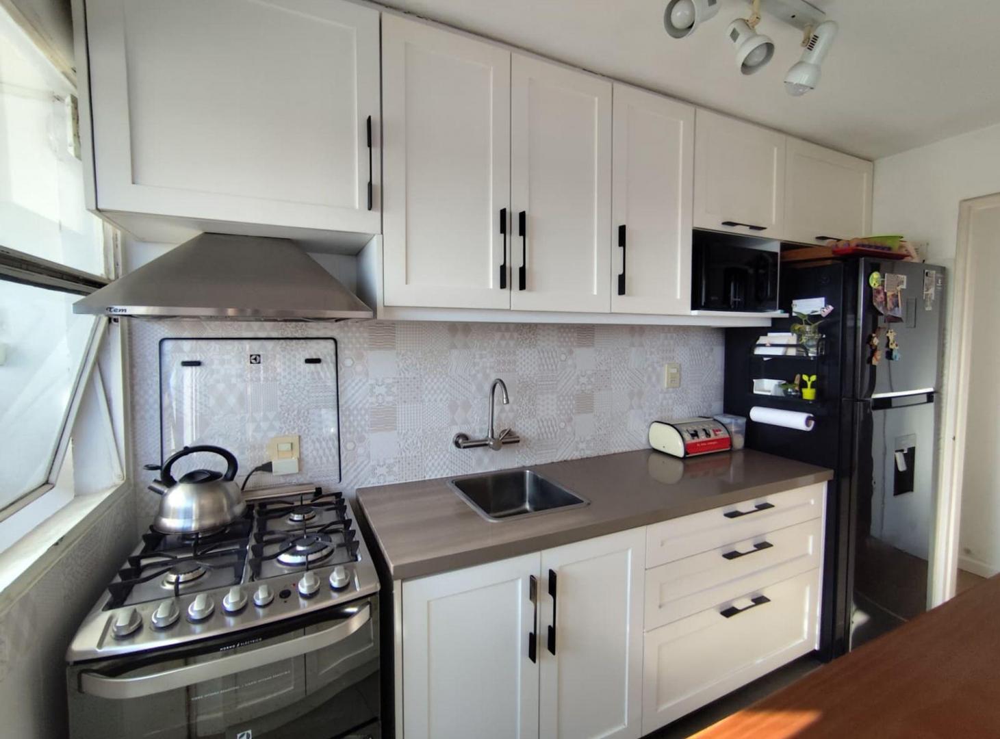 Foto de VENTA APTO. 3 DORMITORIOS 1 BAÑO GGE JACINTO VERA, imagen 2