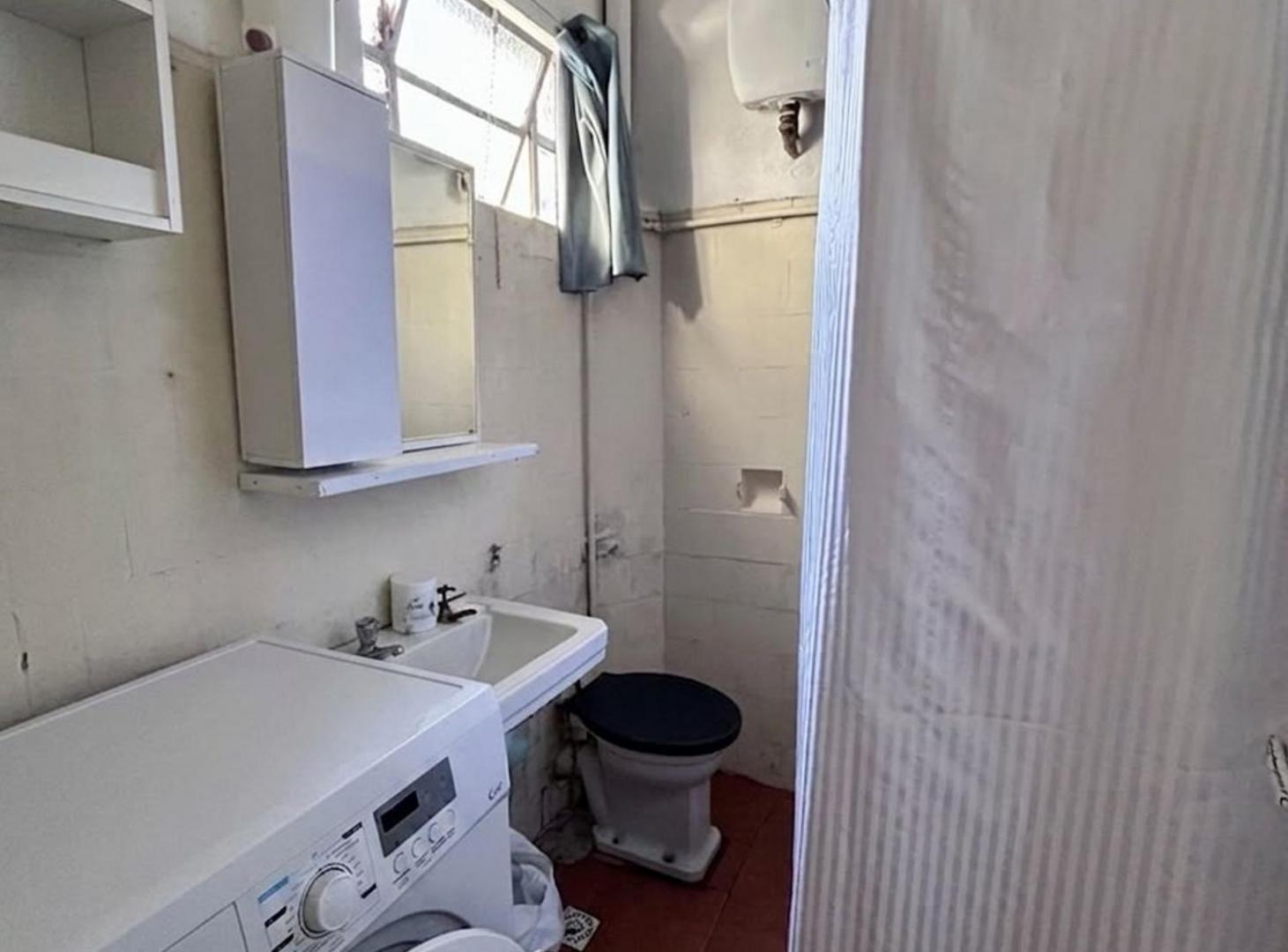 Foto de Se vende apto a reciclar de 1 dorm en Cordón sur, imagen 3