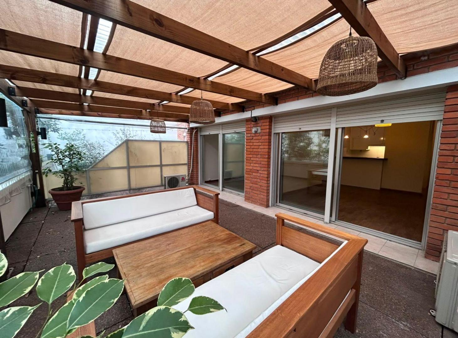 Foto de Se alquila apto 1 dorm y patio en Punta Carretas, imagen 3