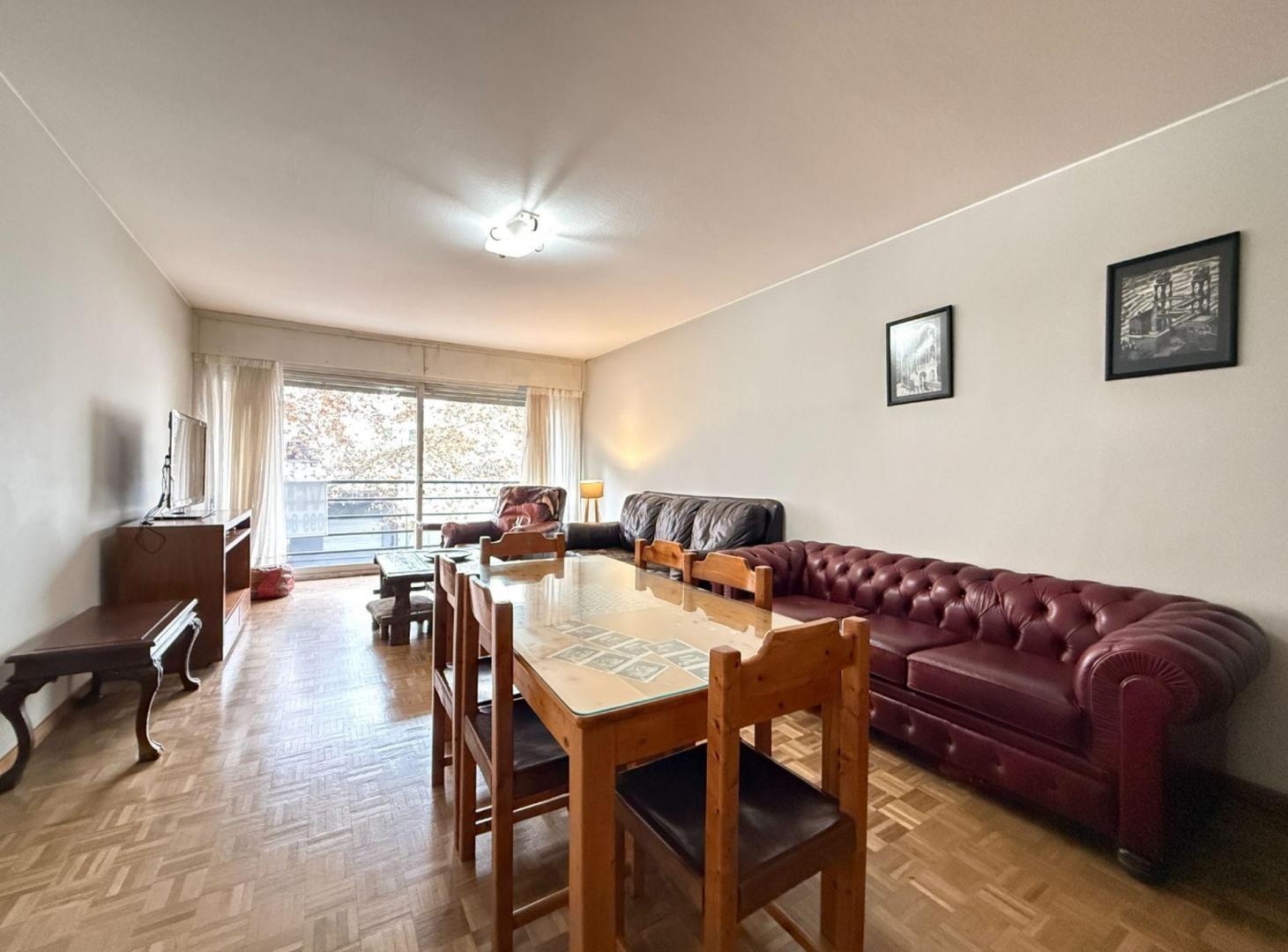 Foto de VENTA Apto 3 dorm 2 baños + servicio en el CENTRO, imagen 3