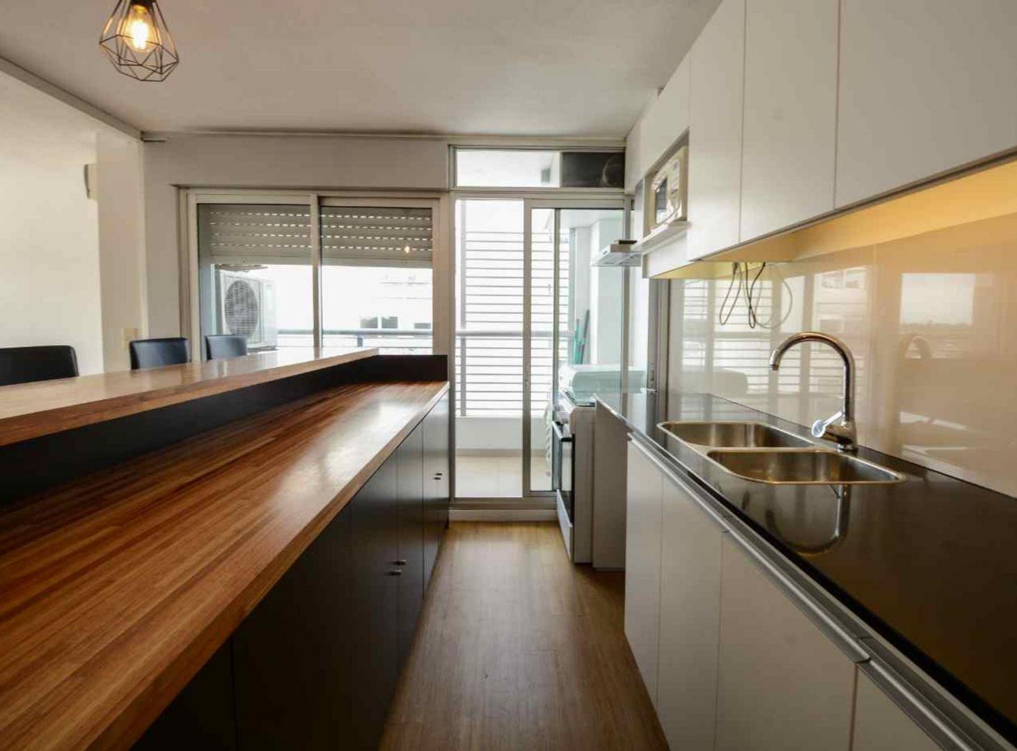 Foto de VENTA APTO AMUEBLADO. 2 DORM., COCH. DOBLE, MALVÍN, imagen 1