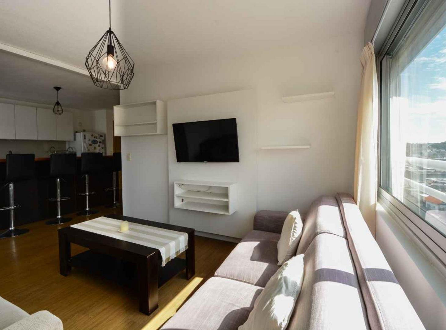 Foto de VENTA APTO AMUEBLADO. 2 DORM., COCH. DOBLE, MALVÍN, imagen 4