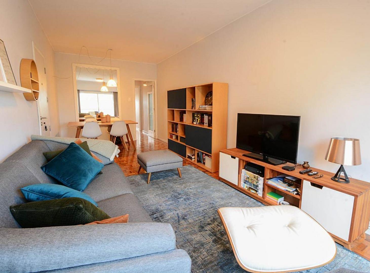 Foto de VENTA POCITOS APARTAMENTO 2 DORM + ESCRITORIO, imagen 2