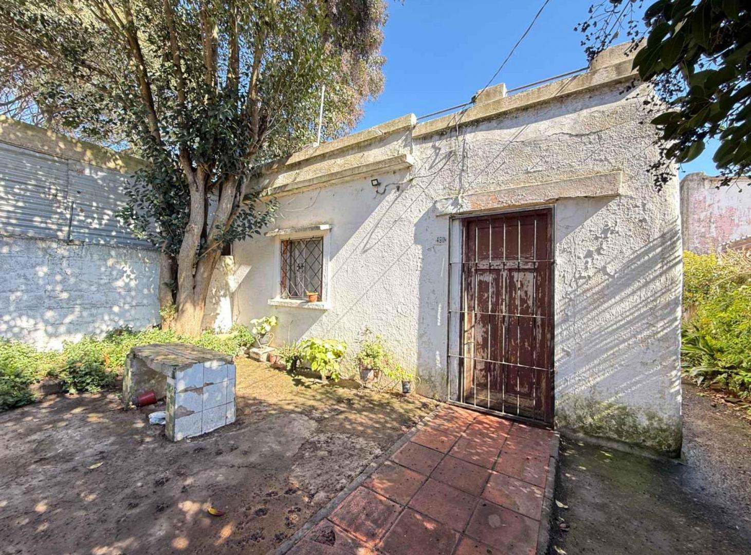 Foto de VENTA DE CASA A MEJORAR EN ITUZAINGO, imagen 2