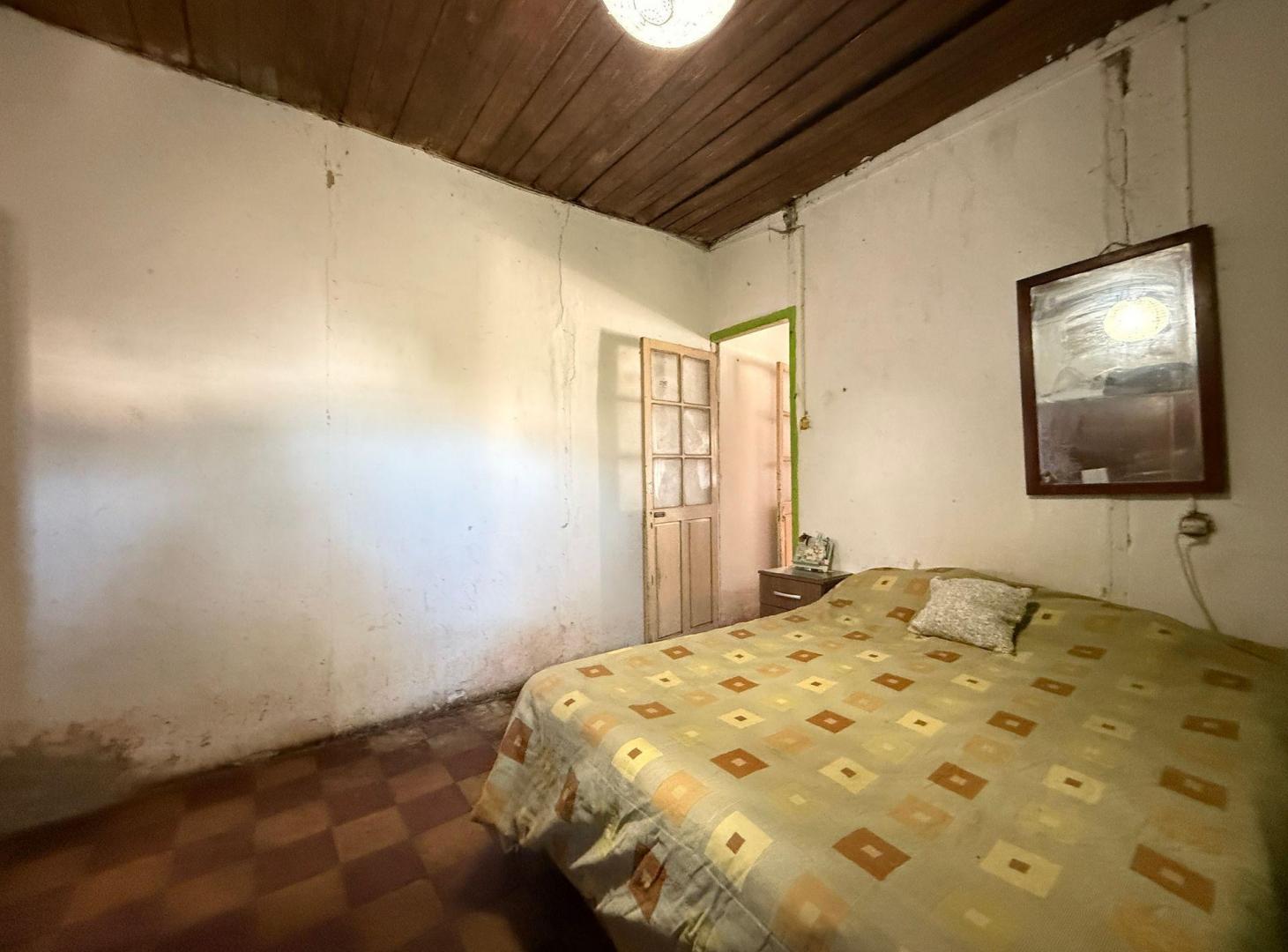 Foto de VENTA DE CASA A MEJORAR EN ITUZAINGO, imagen 4