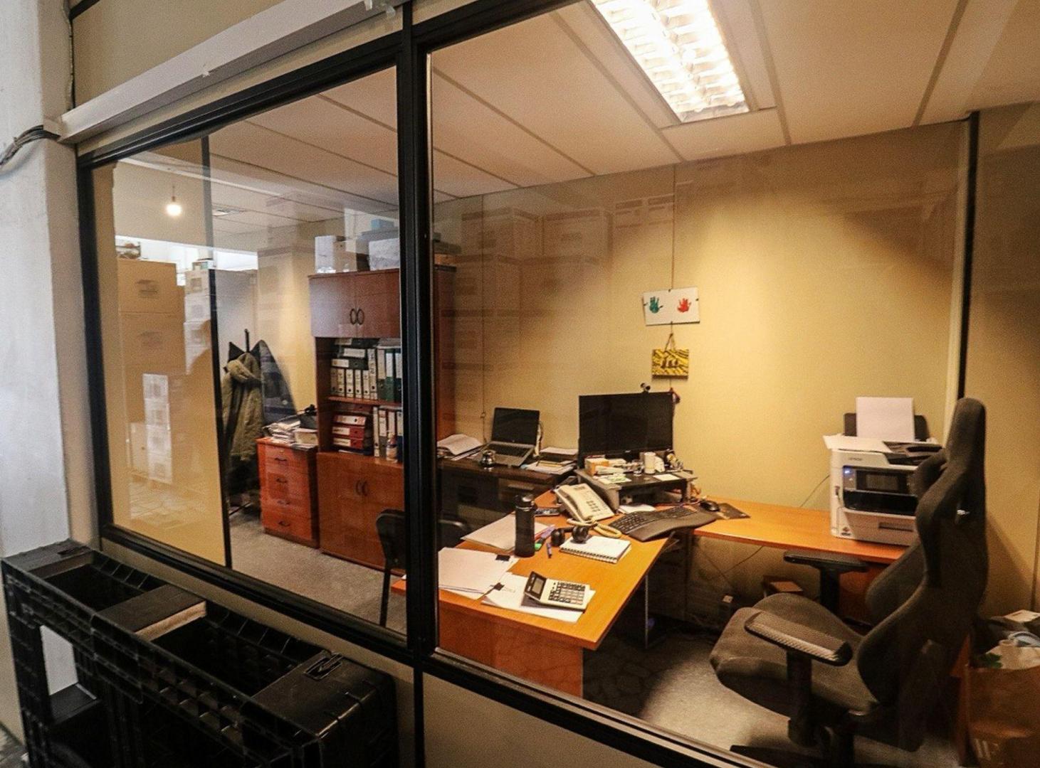 Foto de ALQUILER LOCAL/SALON OFICINAS Y GGE, CORDON, imagen 4