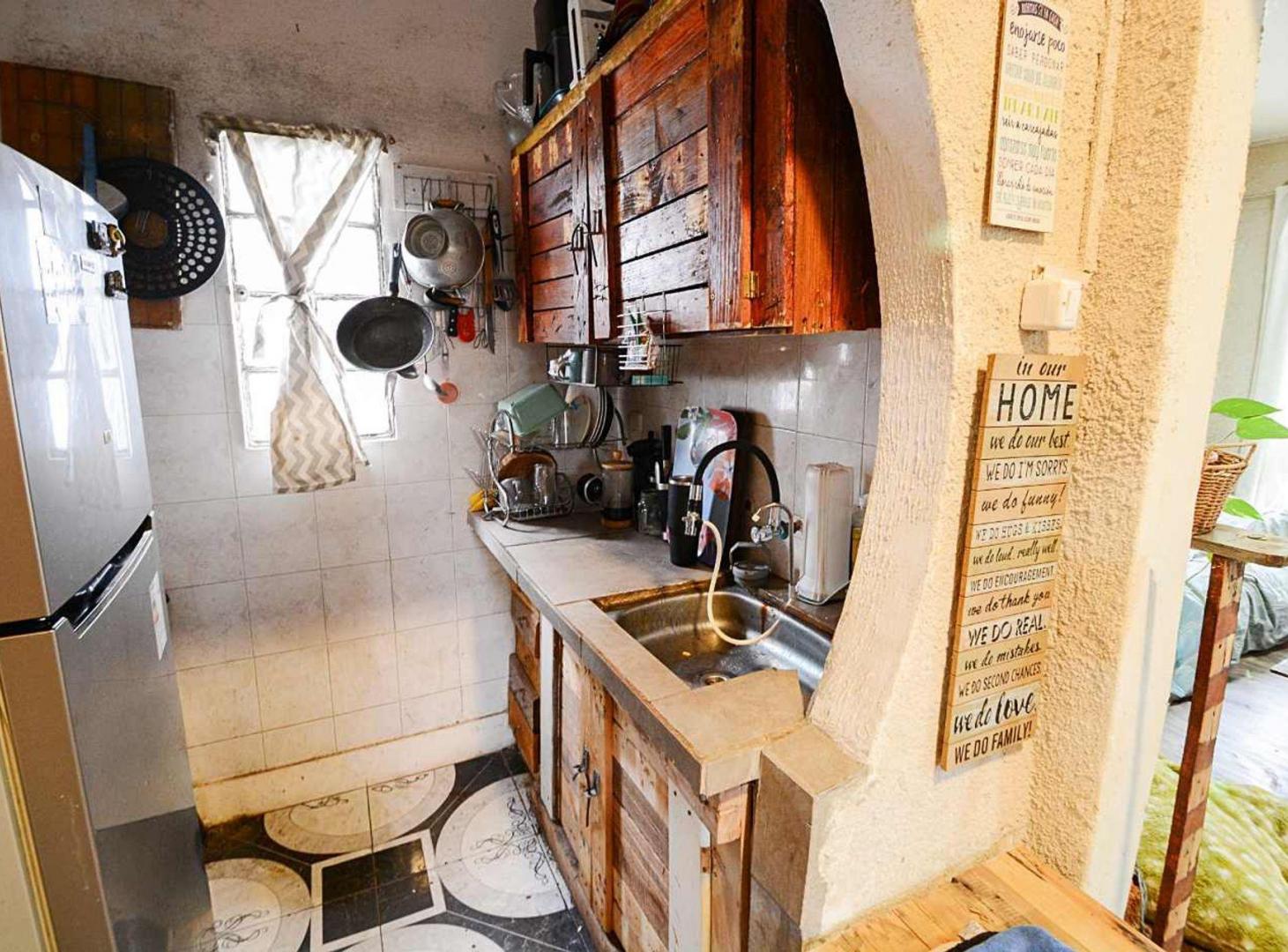 Foto de Venta casa dos dormitorios Peñarol garaje y fondo, imagen 4