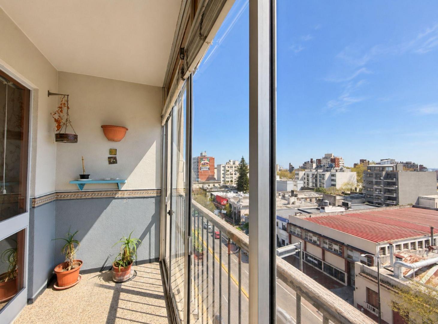 Foto de Venta Apartamento 2 dormitorios balcón Tres Cruces, imagen 2