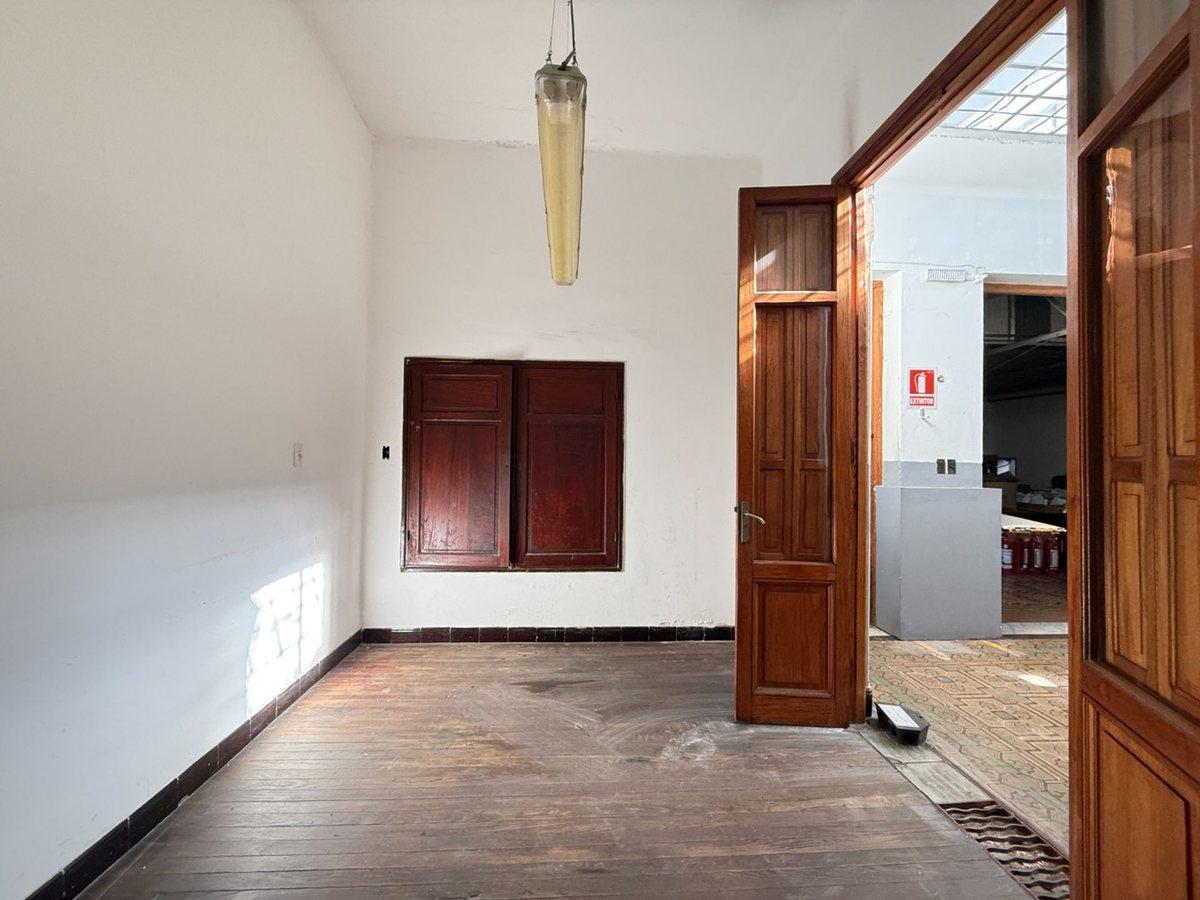 Foto de VENTA Casa a reciclar con local al frente, Buceo, imagen 2