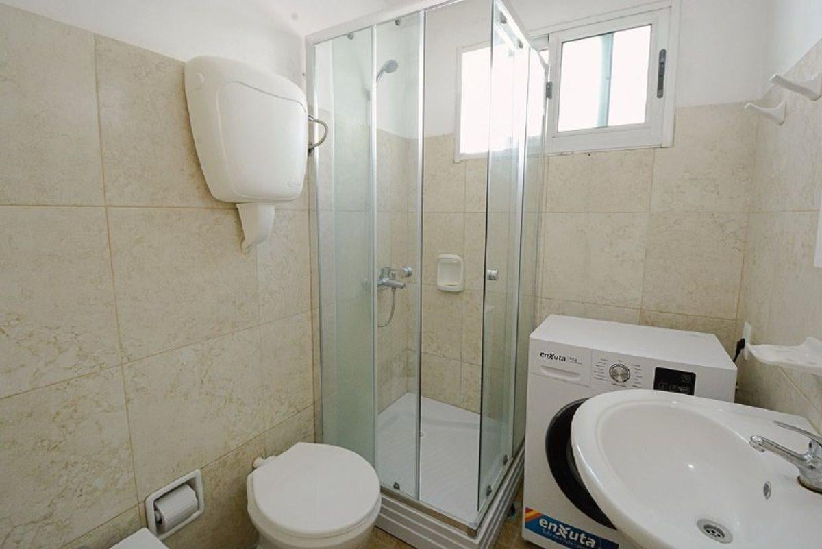 Foto de VENTA DE CASA 2 DORMITORIOS GARAGE, MALVIN NUEVO, imagen 2